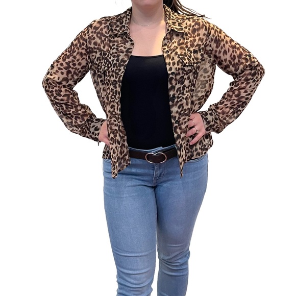 EUC Animal Print Blouse - Brand Love 21 - Picture 2 of 7
